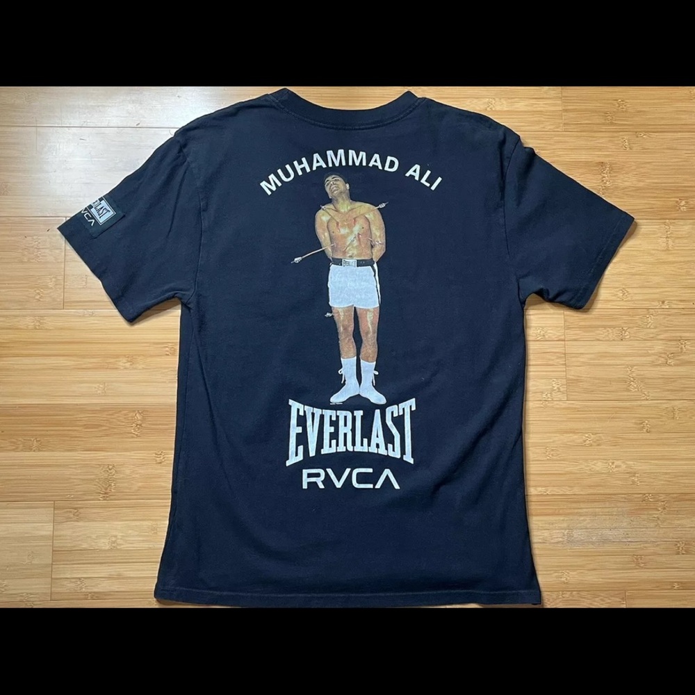 Everlast Black Short Sleeve Tee with Graphic Design